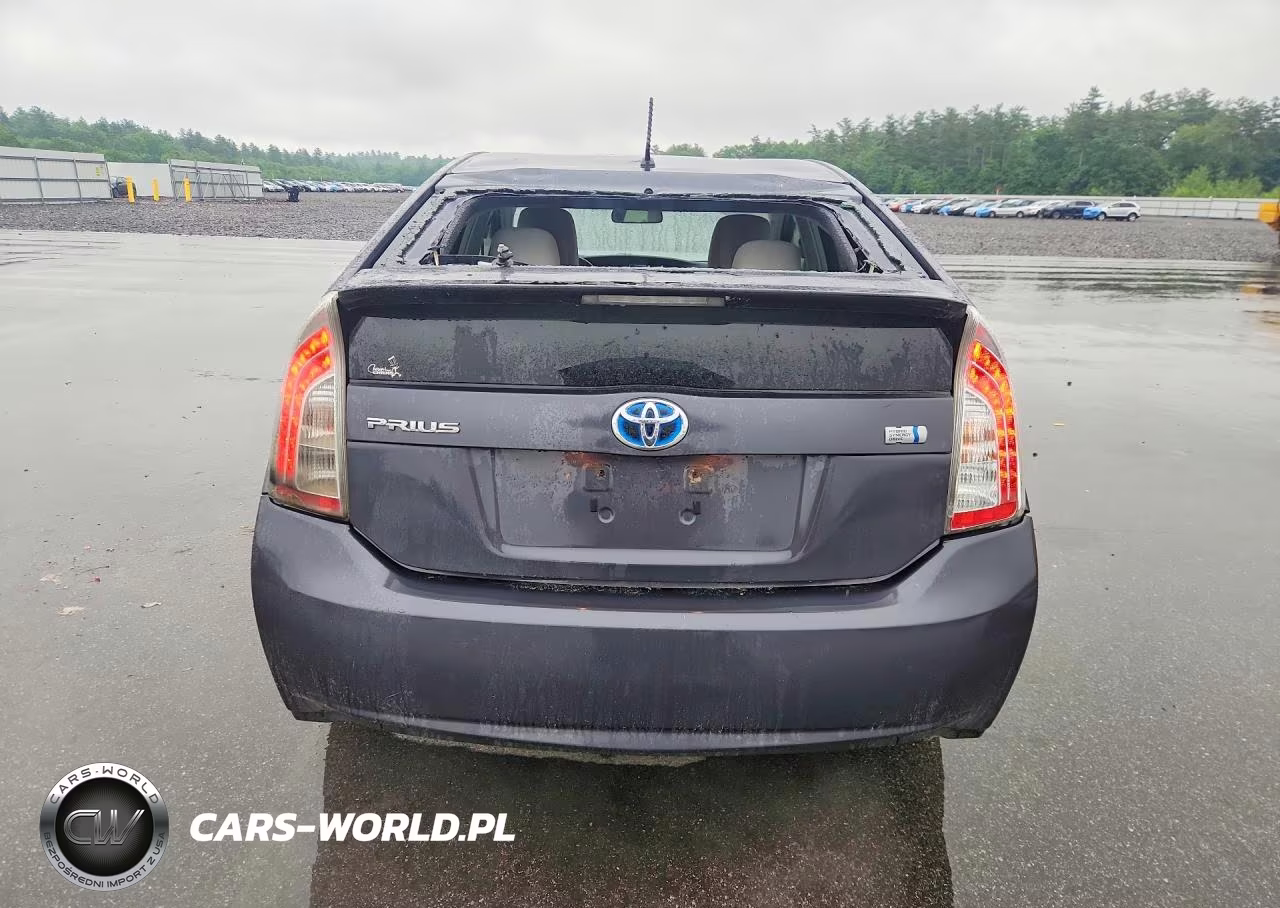 2012 Toyota Prius Two VIN:JTDKN3DU3C1551630 - 6