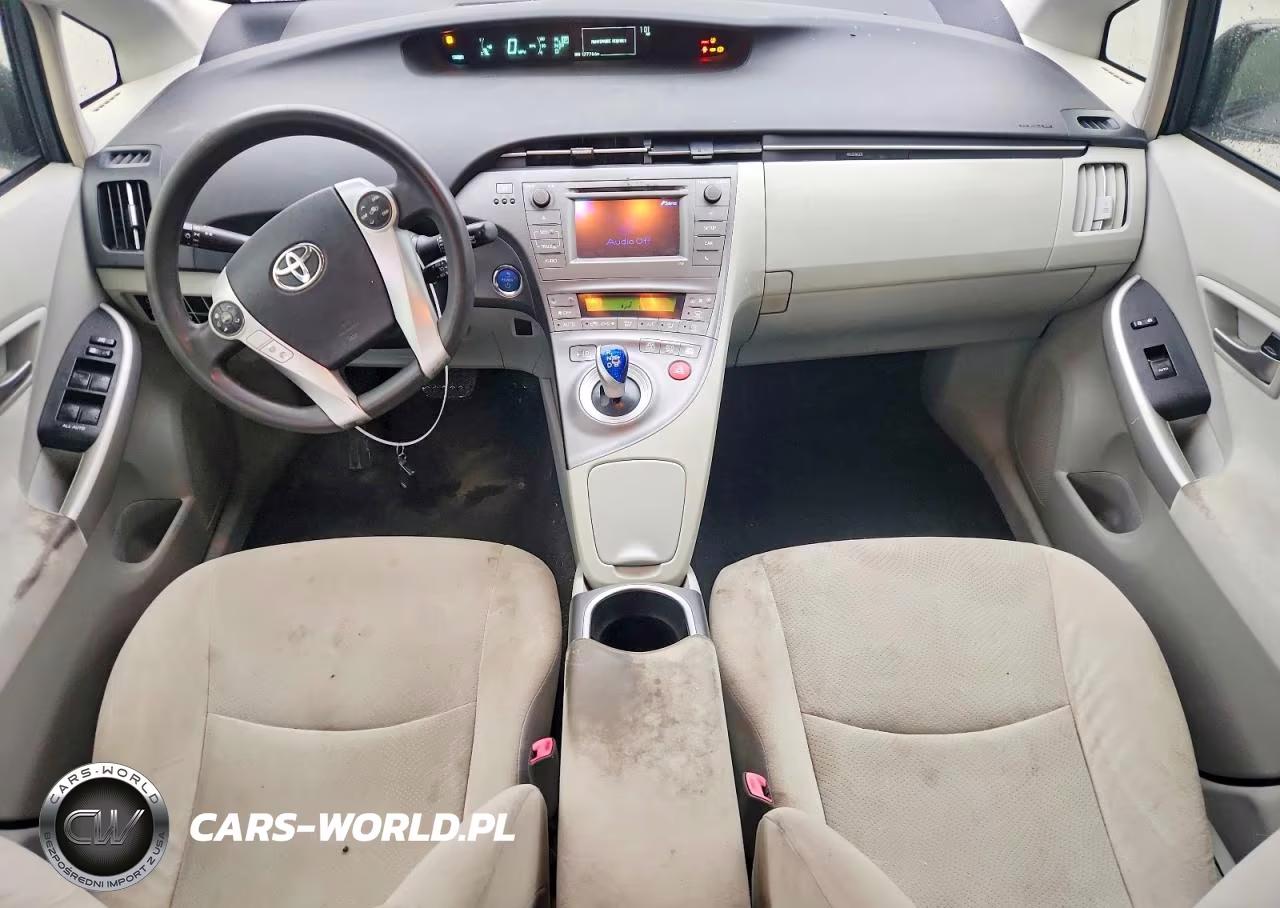 2012 Toyota Prius Two VIN:JTDKN3DU3C1551630 - 8