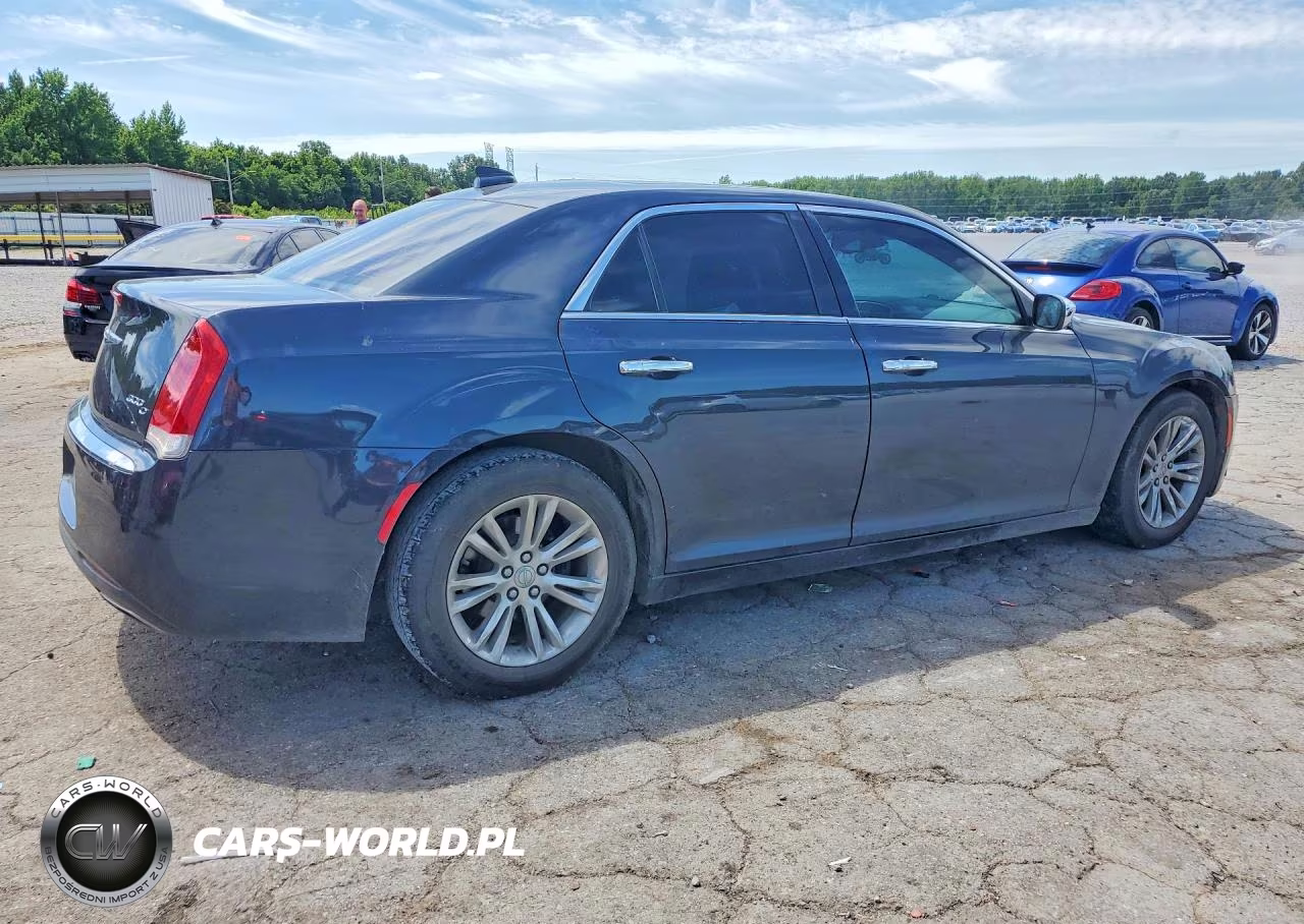 2017 Chrysler 300C VIN:2C3CCAEG6HH608276 - 3