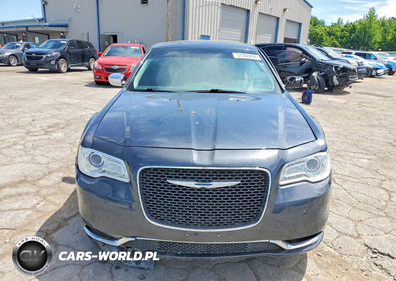 2017 Chrysler 300C VIN:2C3CCAEG6HH608276 - 5
