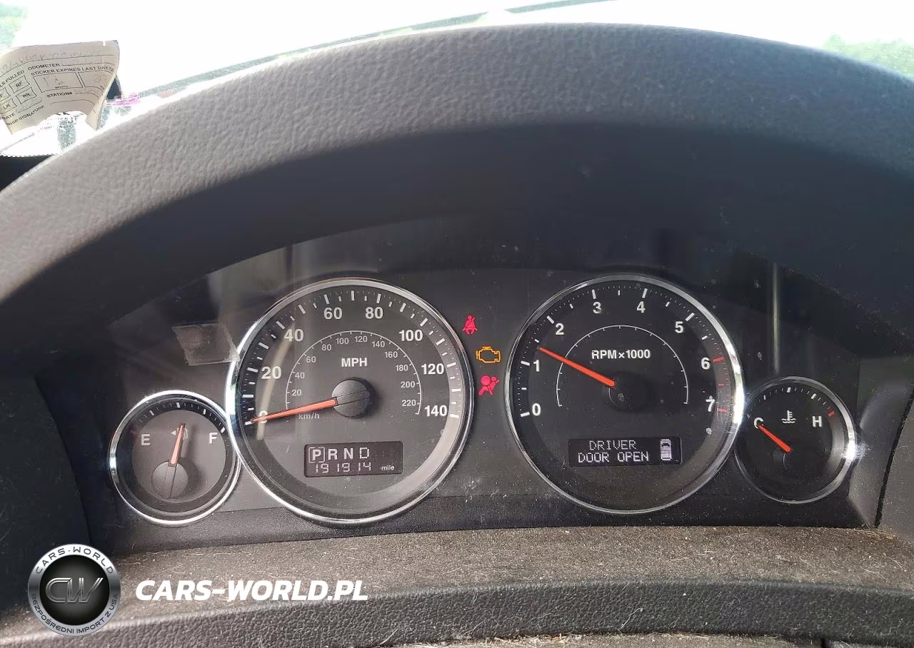 2008 Jeep Grand Cherokee Laredo VIN:1J8GR48K78C106255 - 9