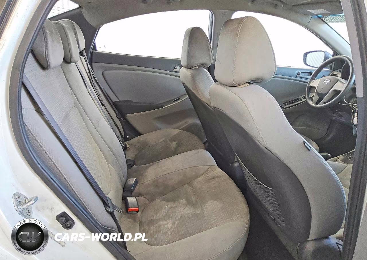 2015 Hyundai Accent Gls VIN:KMHCT4AE9FU860546 - 10