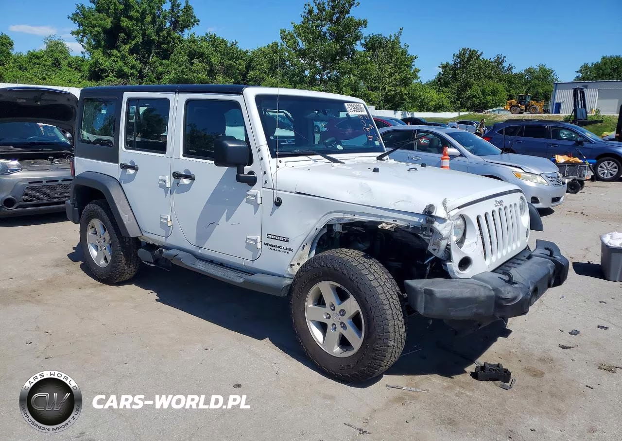 2016 Jeep Wrangler Unlimited Sport VIN:1C4BJWDG3GL170989 - 4