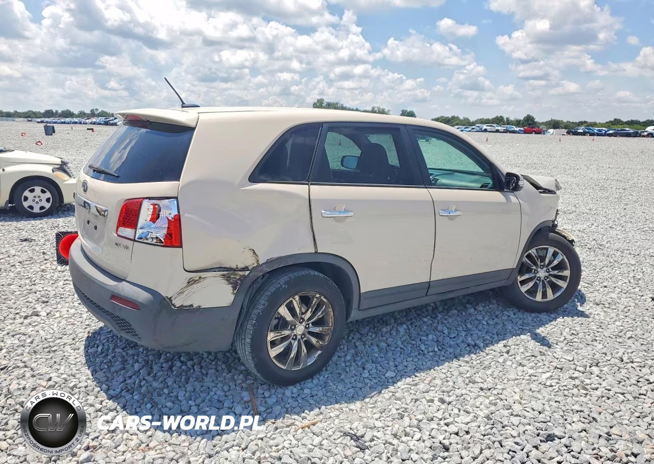 2011 Kia Sorento Ex VIN:5XYKU4A27BG026564 - 3
