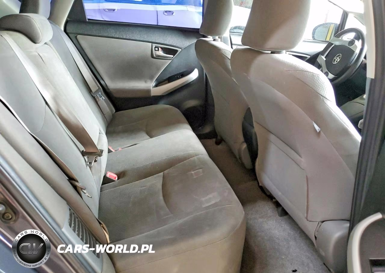 2012 Toyota Prius Two VIN:JTDKN3DU7C1613353 - 10