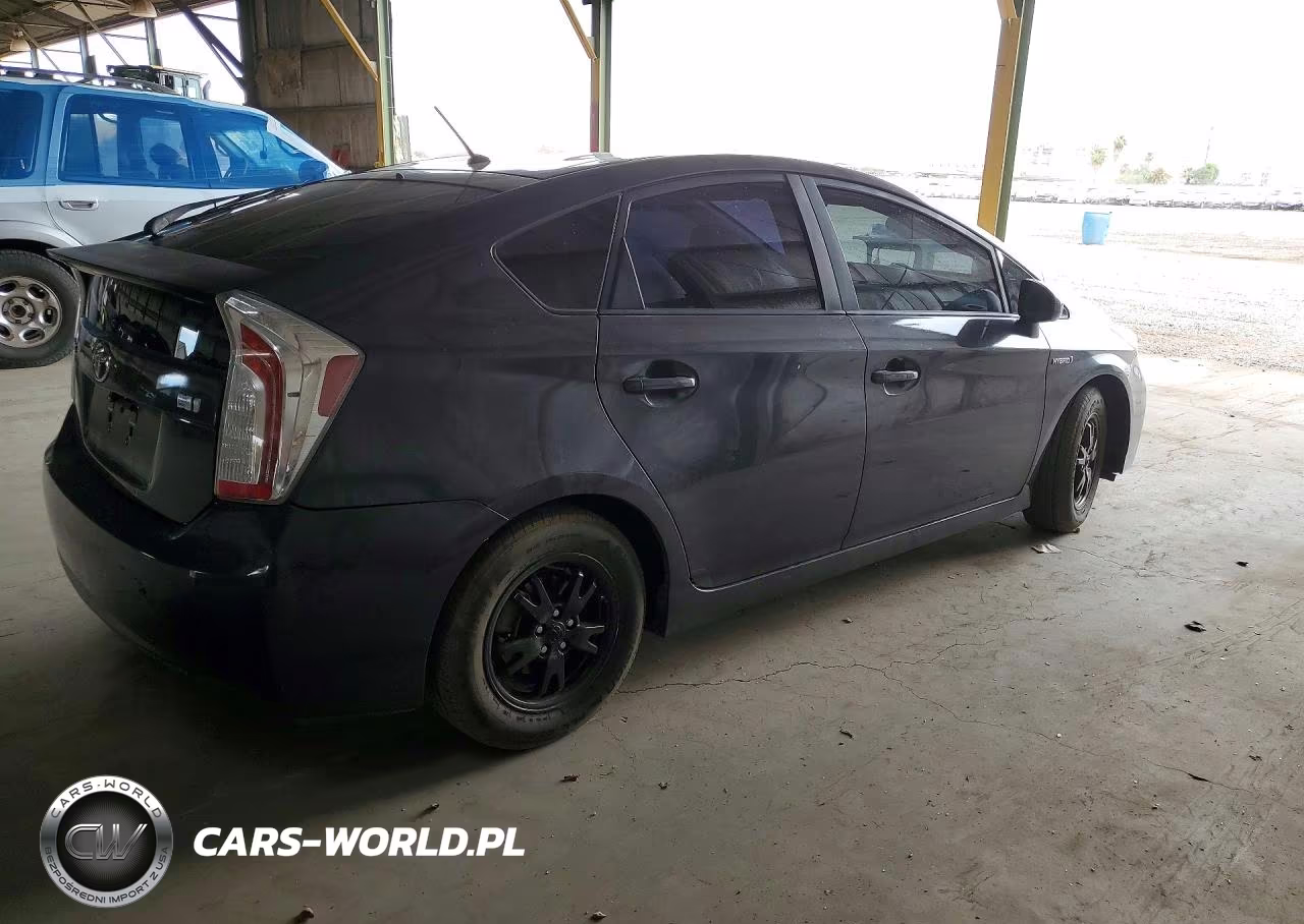 2012 Toyota Prius Two VIN:JTDKN3DU7C1613353 - 3