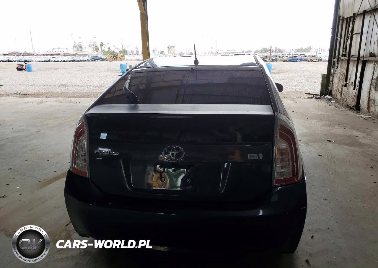 2012 Toyota Prius Two VIN:JTDKN3DU7C1613353 - 6