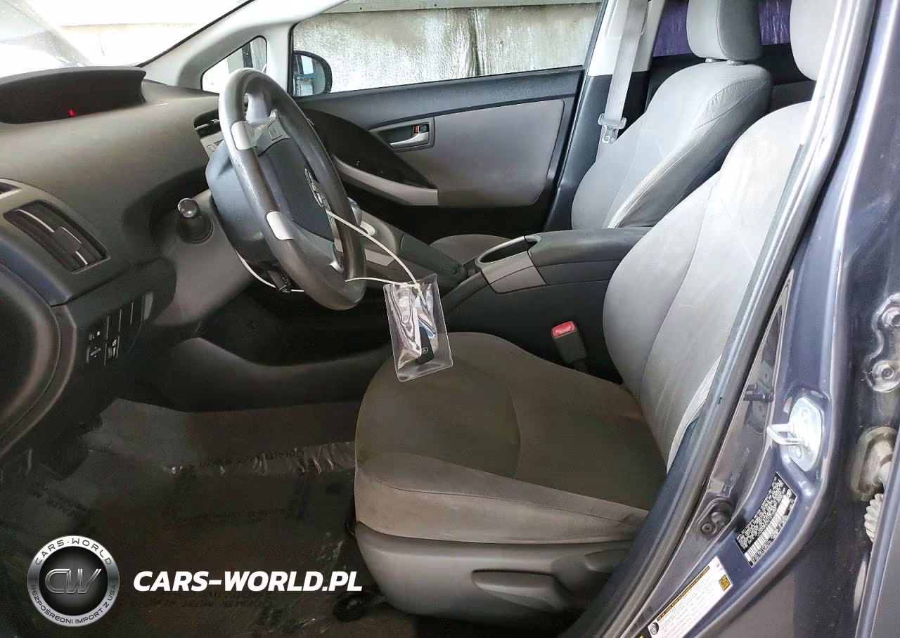 2012 Toyota Prius Two VIN:JTDKN3DU7C1613353 - 7