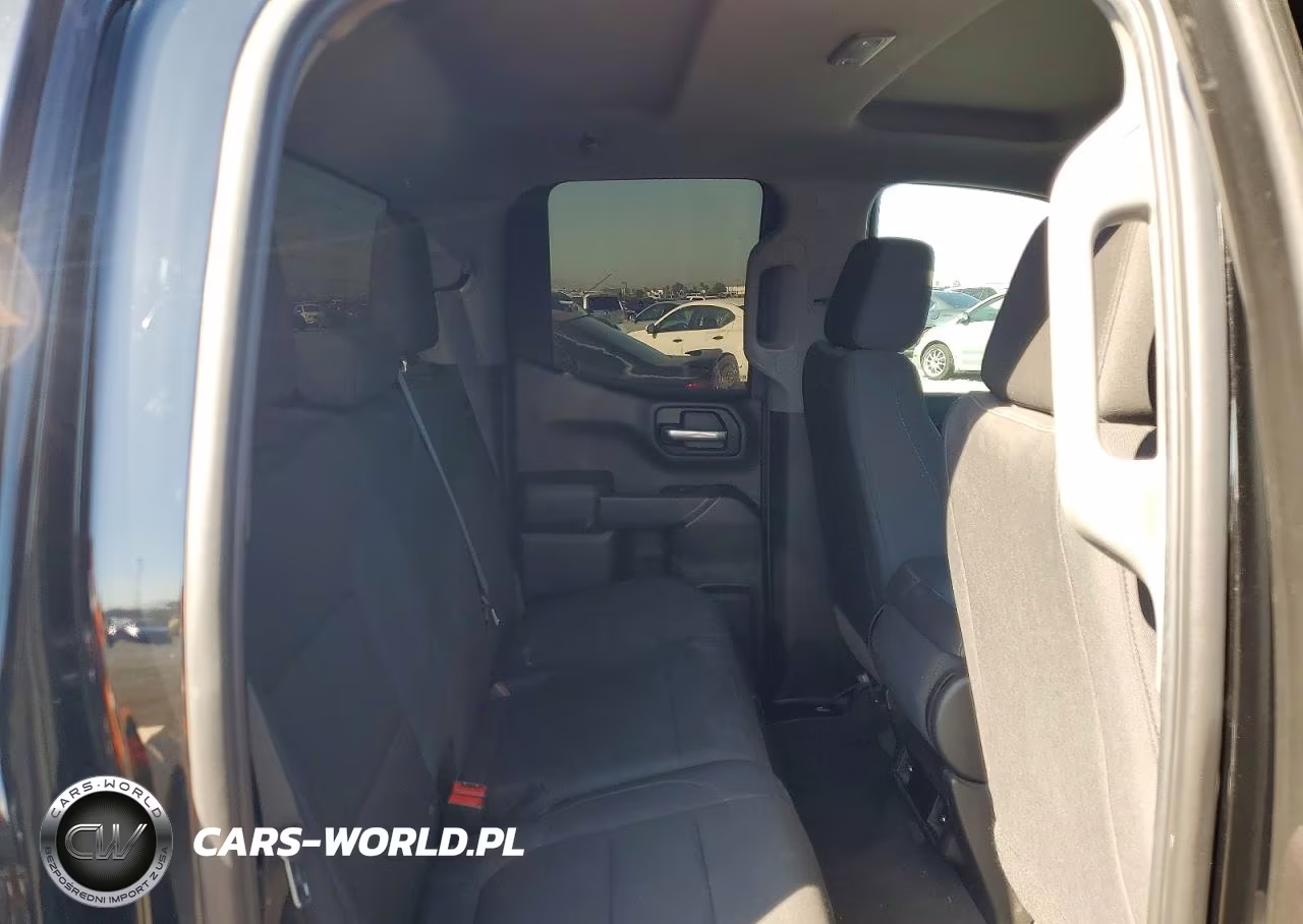 2021 Chevrolet Silverado C1500 Custom VIN:1GCRWBEK2MZ306002 - 10