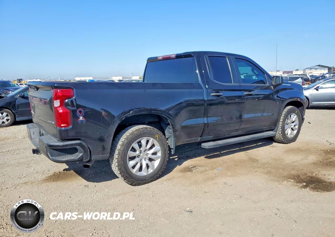 2021 Chevrolet Silverado C1500 Custom VIN:1GCRWBEK2MZ306002 - 3
