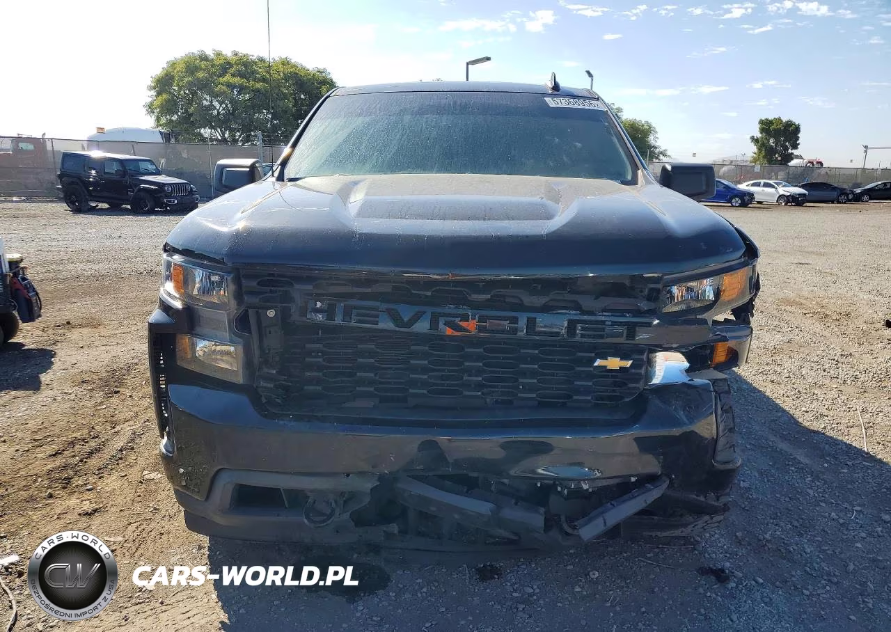 2021 Chevrolet Silverado C1500 Custom VIN:1GCRWBEK2MZ306002 - 5