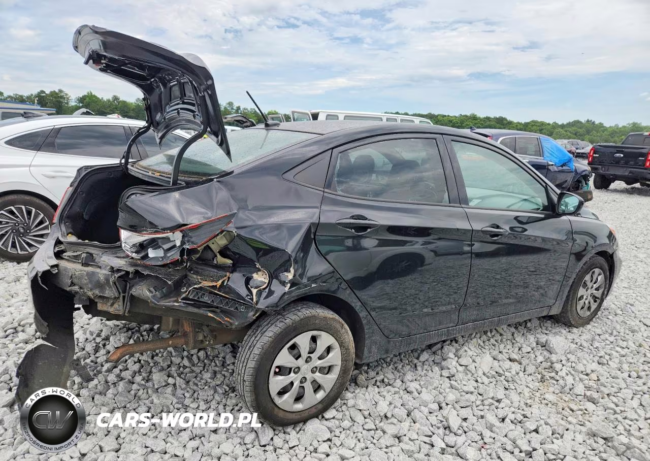 2017 Hyundai Accent Se VIN:KMHCT4AE7HU381450 - 3