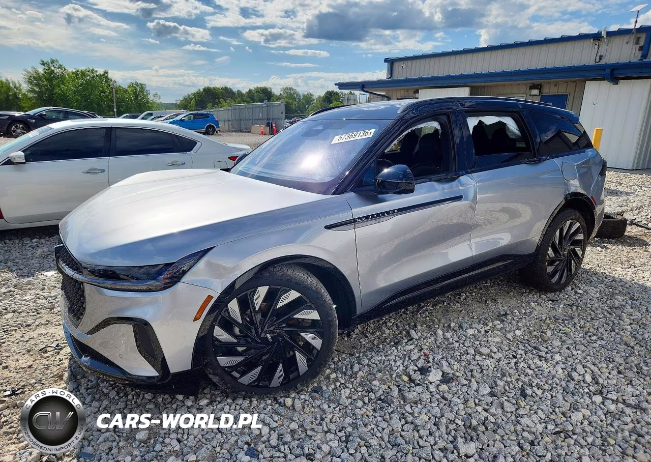 2025 Lincoln Nautilus Reserve – zdjęcie 1 z 13