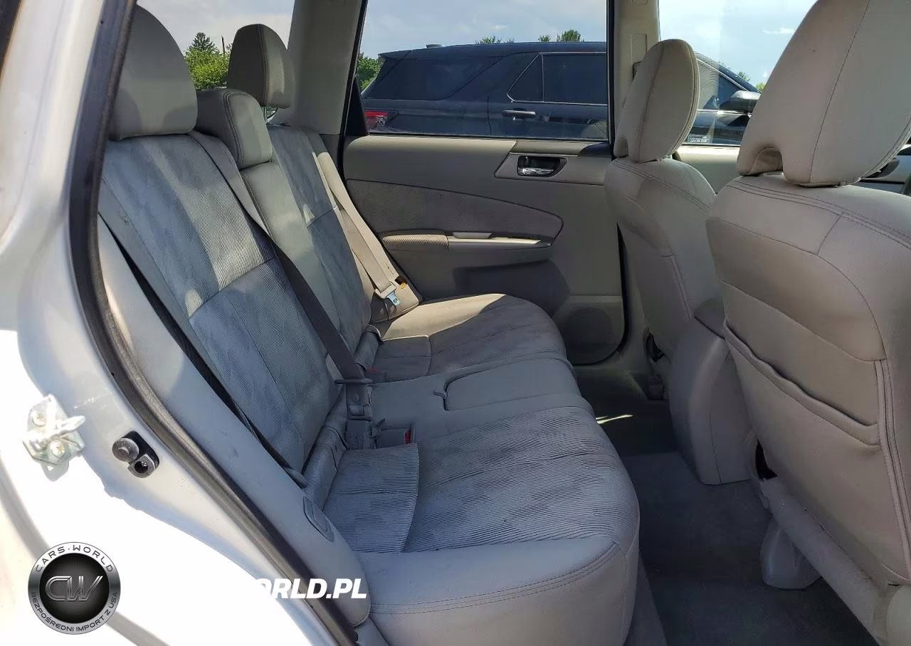 2010 Subaru Forester 2.5X Premium VIN:JF2SH6CC5AH700904 - 11