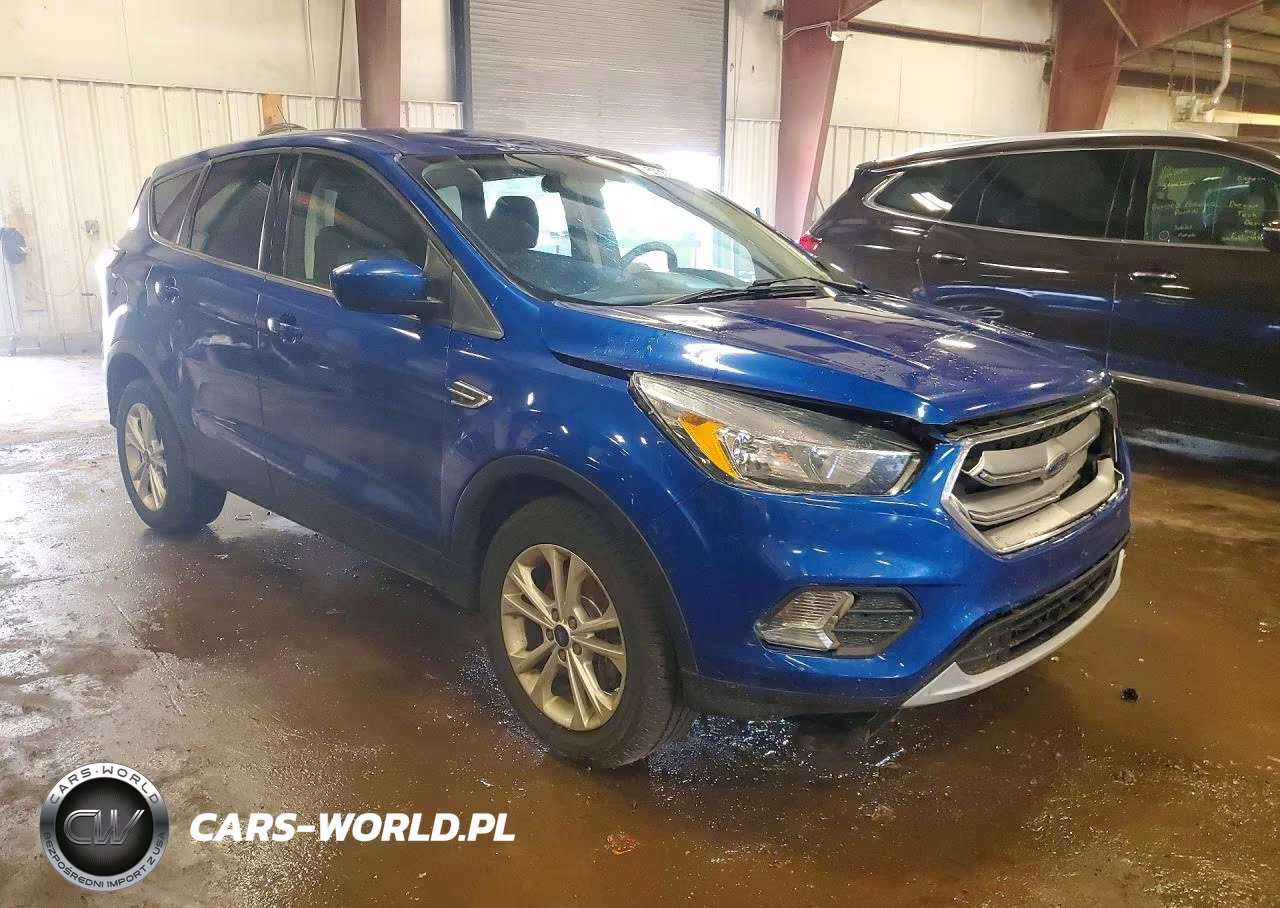2017 Ford Escape Se VIN:1FMCU9GD0HUE93161 - 4