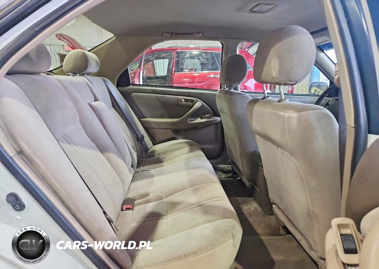 2000 Toyota Camry Ce VIN:4T1BG22K2YU618015 - 10