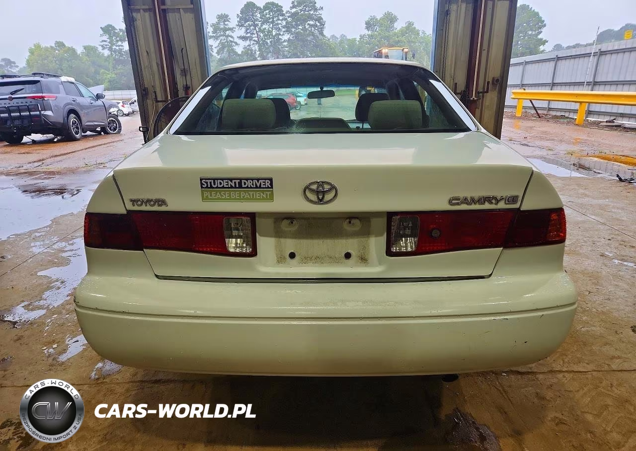2000 Toyota Camry Ce VIN:4T1BG22K2YU618015 - 6
