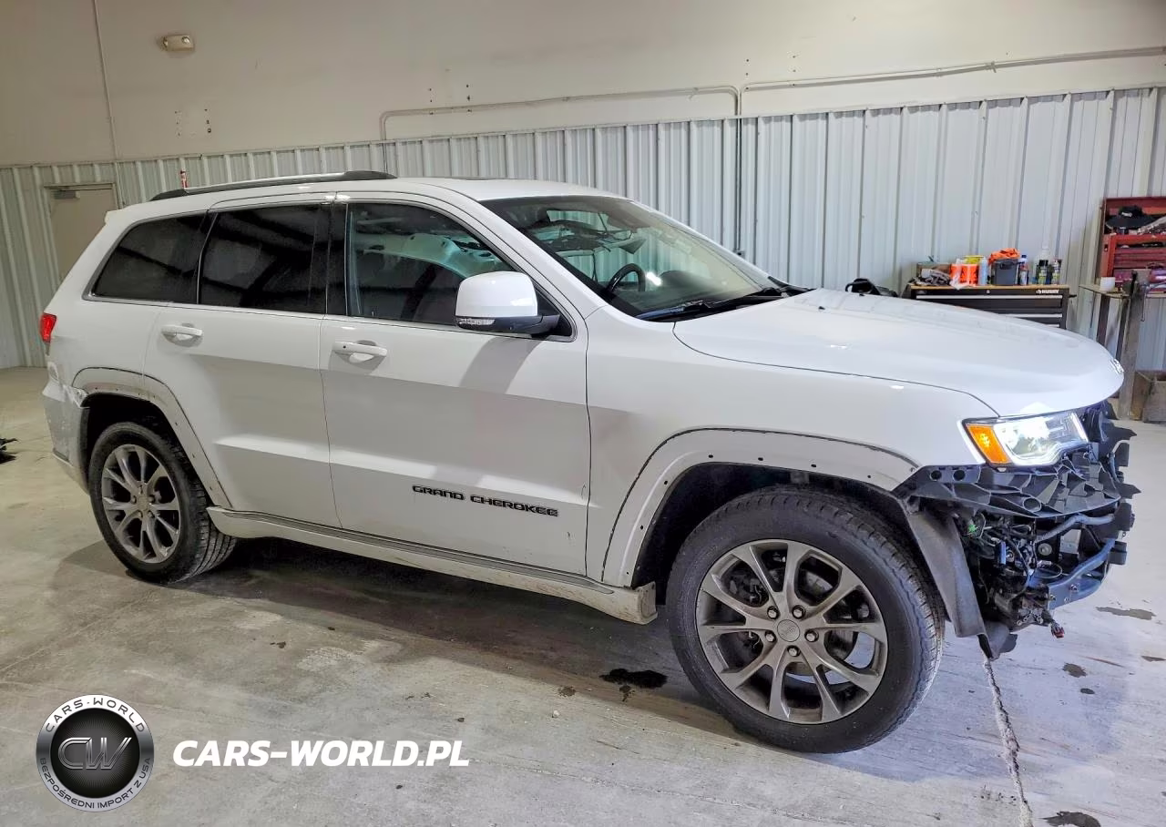 2020 Jeep Grand Cherokee Summit VIN:1C4RJFJG8LC298755 - 4