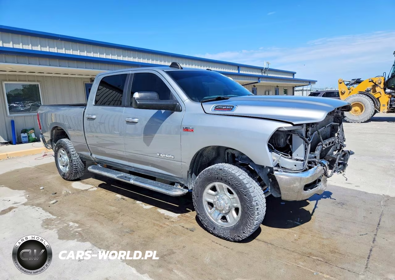 2021 Ram 2500 Big Horn VIN:3C6UR5DJ2MG541874 - 4