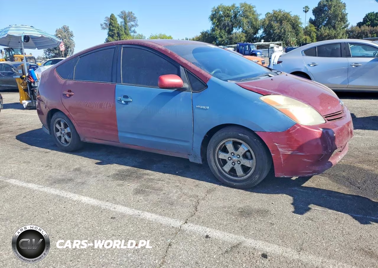 2005 Toyota Prius Base VIN:JTDKB20U457012586 - 4