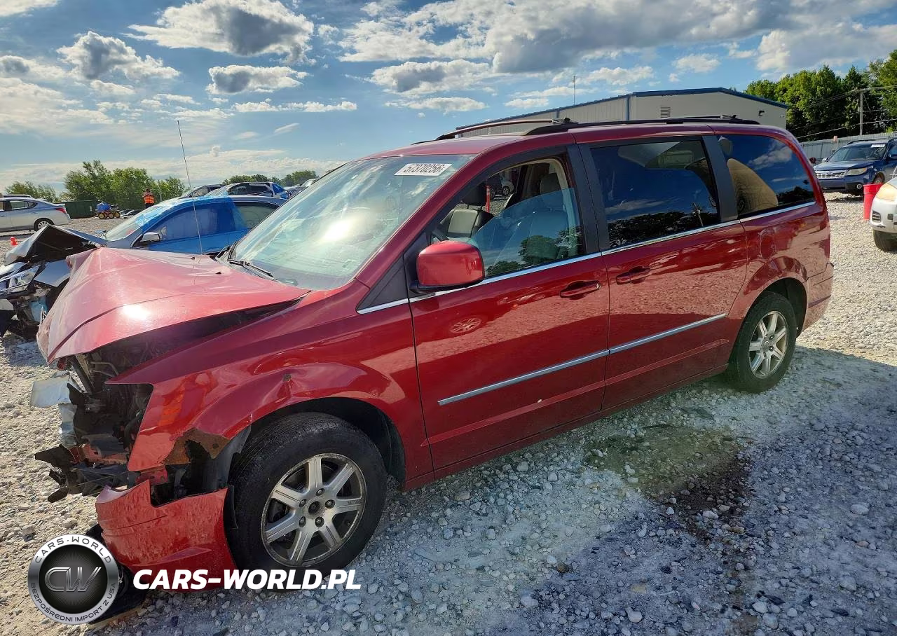 2009 Chrysler Town & Country Touring