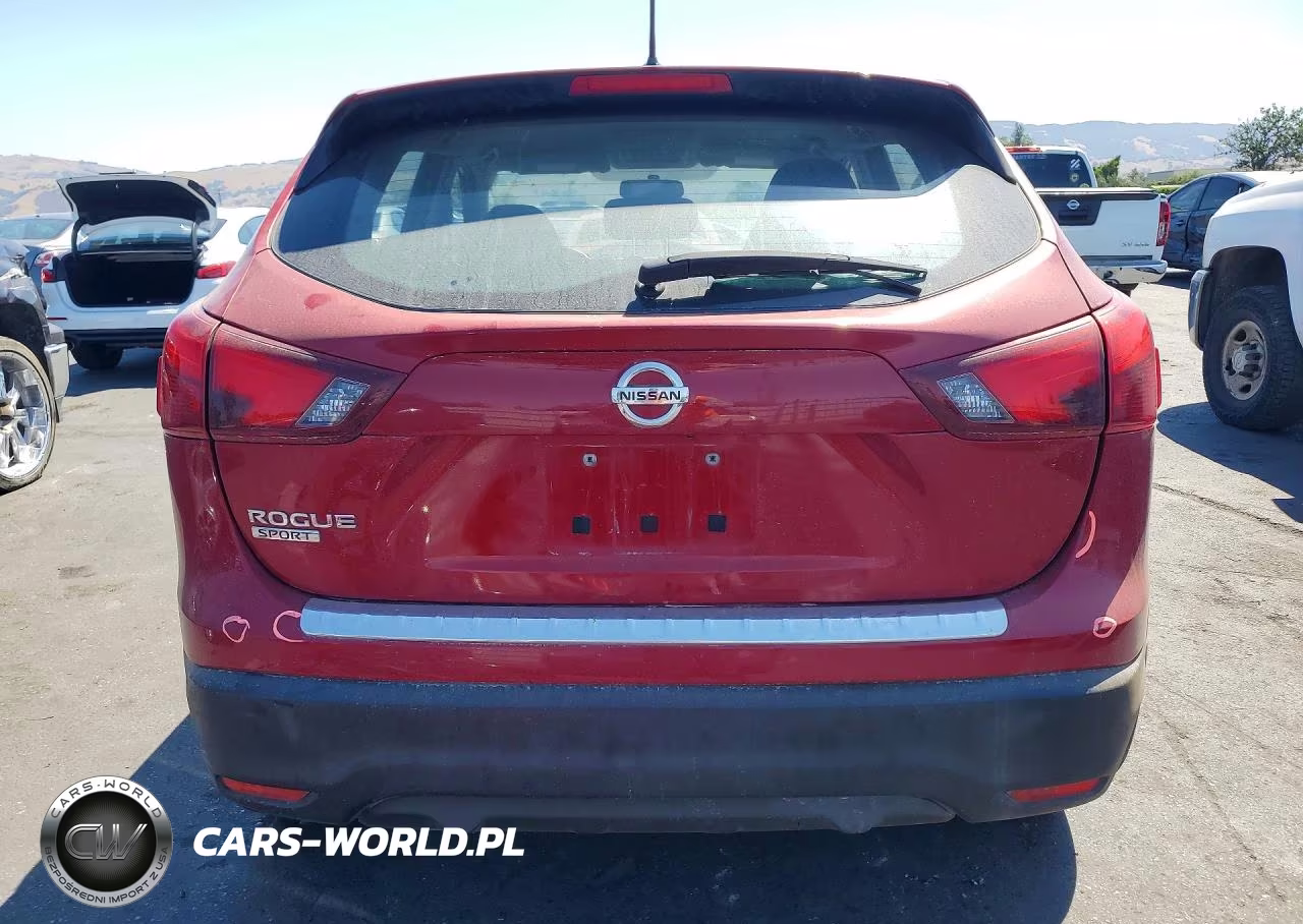 2018 Nissan Rogue Sport S VIN:JN1BJ1CP5JW195888 - 6