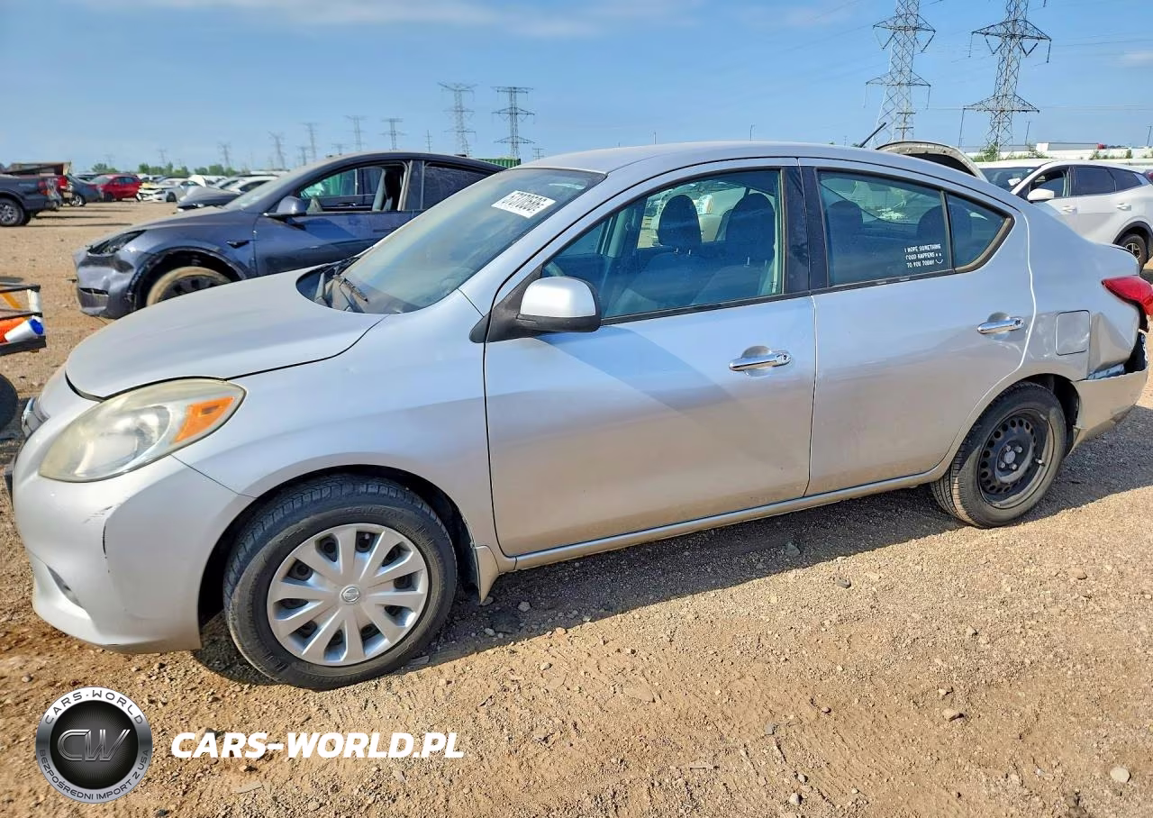 2012 Nissan Versa 1.6 S
