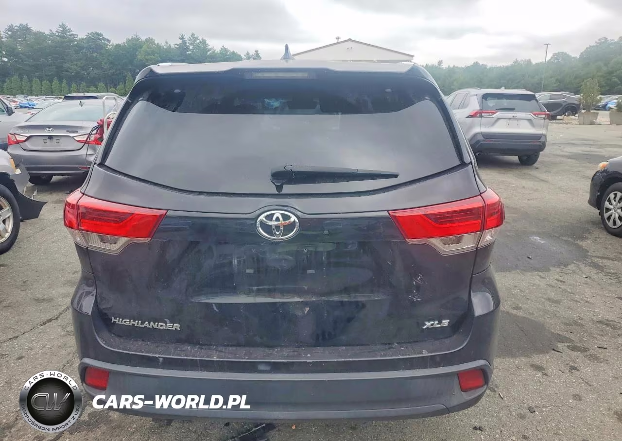 2018 Toyota Highlander Xle VIN:5TDKZRFHXJS538705 - 6
