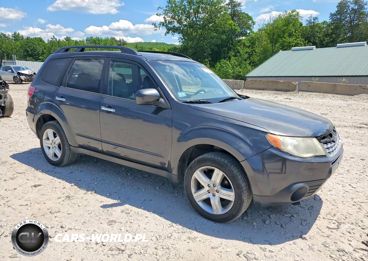 2009 Subaru Forester 2.5X Premium VIN:JF2SH63679H703891 - 4
