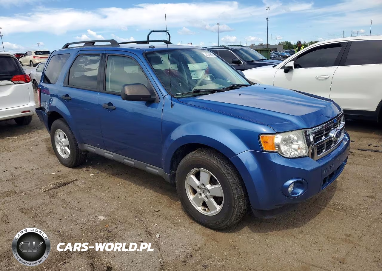 2010 Ford Escape Xlt VIN:1FMCU9DG0AKB52472 - 4