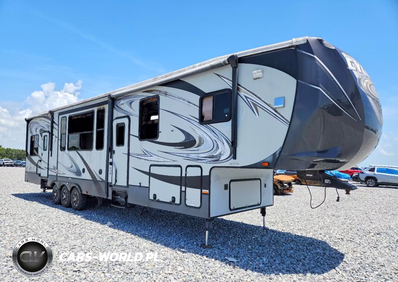2014 Heartland Cyclone Camper – zdjęcie 1 z 10