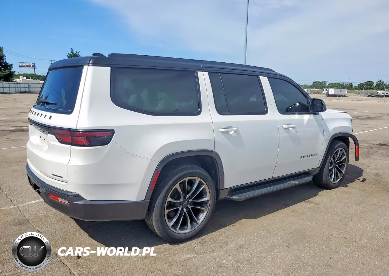 2022 Jeep Wagoneer Series Ii VIN:1C4SJVBT8NS160682 - 3