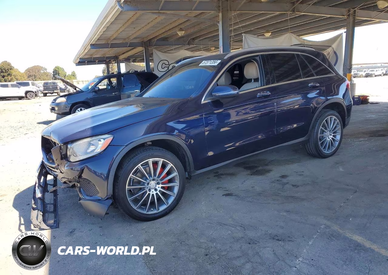 2017 Mercedes-Benz Glc 300 4Matic – zdjęcie 1 z 12