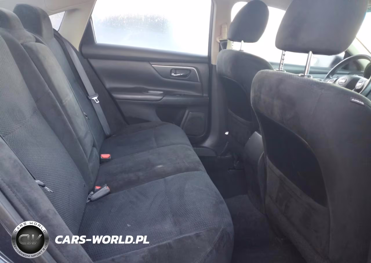 2015 Nissan Altima 2.5 S VIN:1N4AL3AP0FC573759 - 10