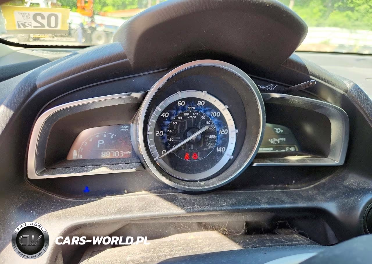 2018 Toyota Yaris Ia Base VIN:3MYDLBYV7JY318887 - 9
