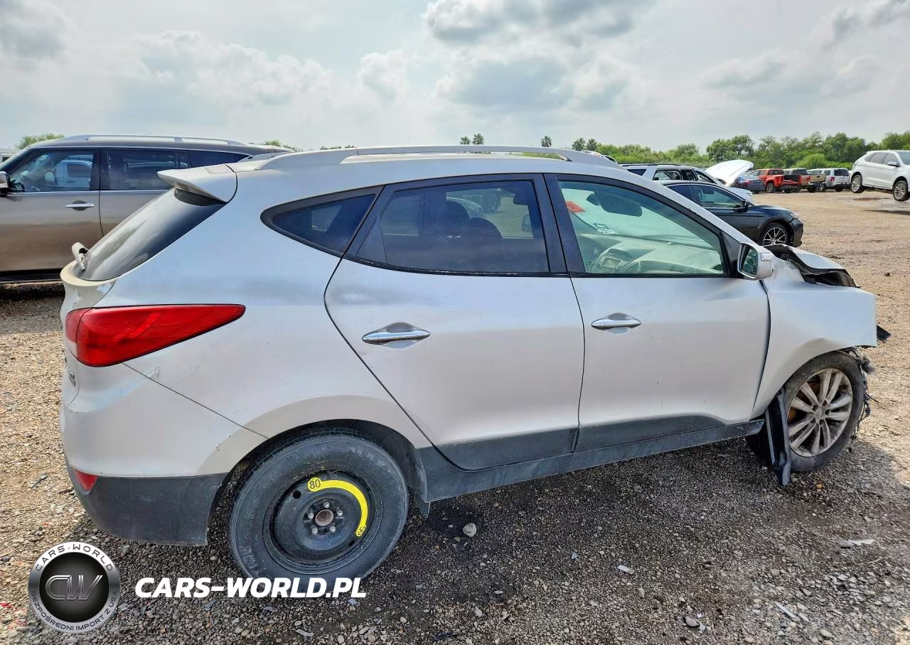 2012 Hyundai Tucson Limited VIN:KM8JU3AC8CU513024 - 3