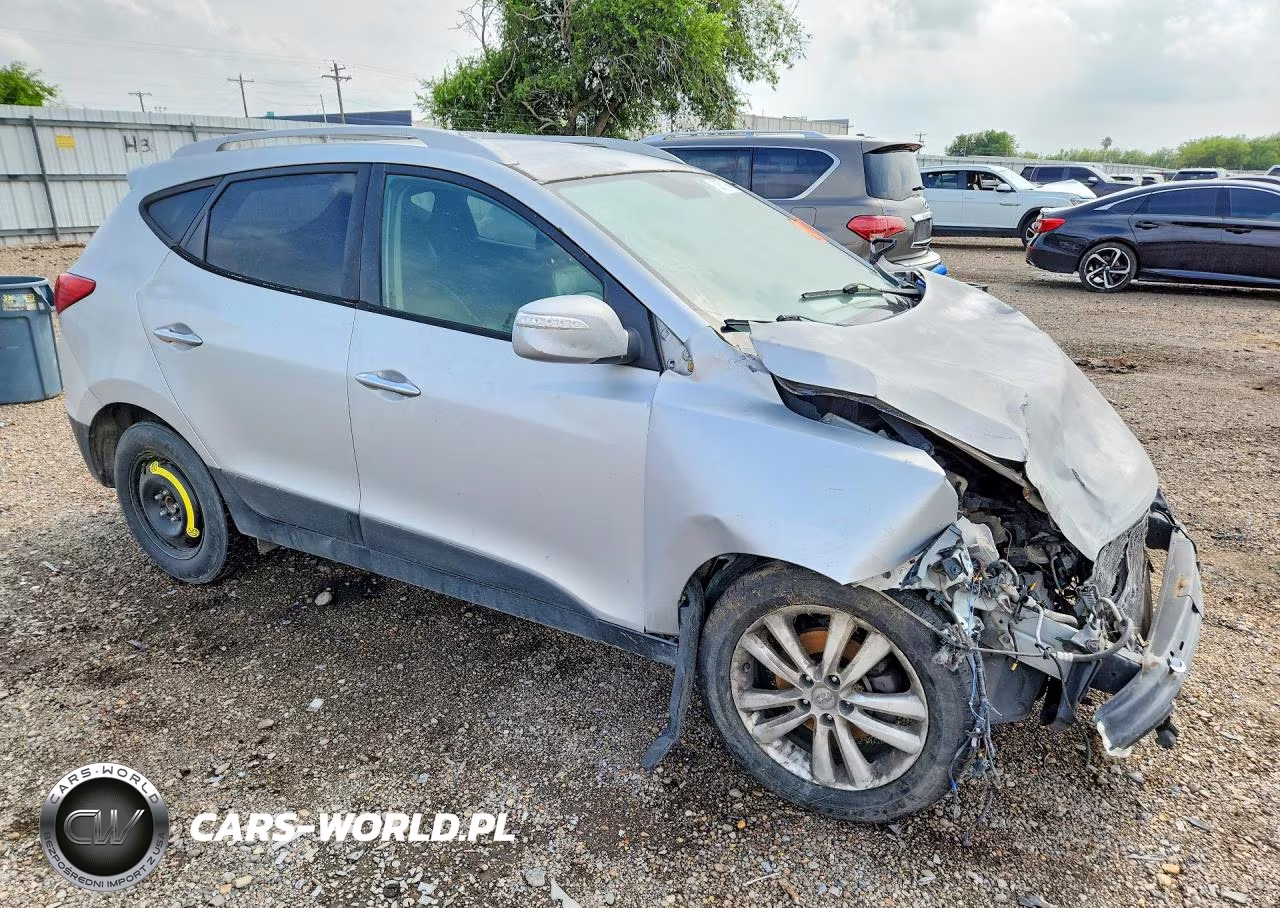 2012 Hyundai Tucson Limited VIN:KM8JU3AC8CU513024 - 4