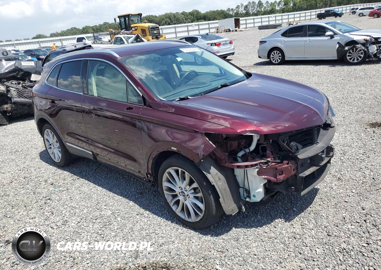 2017 Lincoln Mkc Reserve VIN:5LMCJ3C97HUL46758 - 4