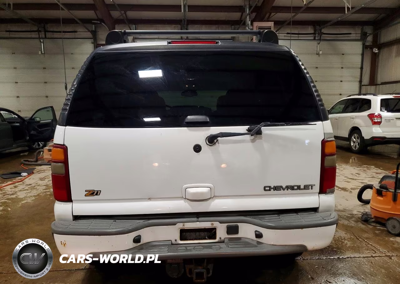2003 Chevrolet Tahoe K1500 VIN:1GNEK13Z63R164764 - 6