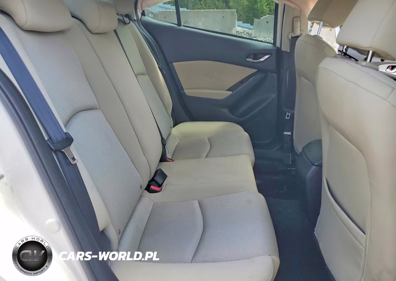2018 Mazda 3 Sport VIN:3MZBN1U76JM161648 - 10