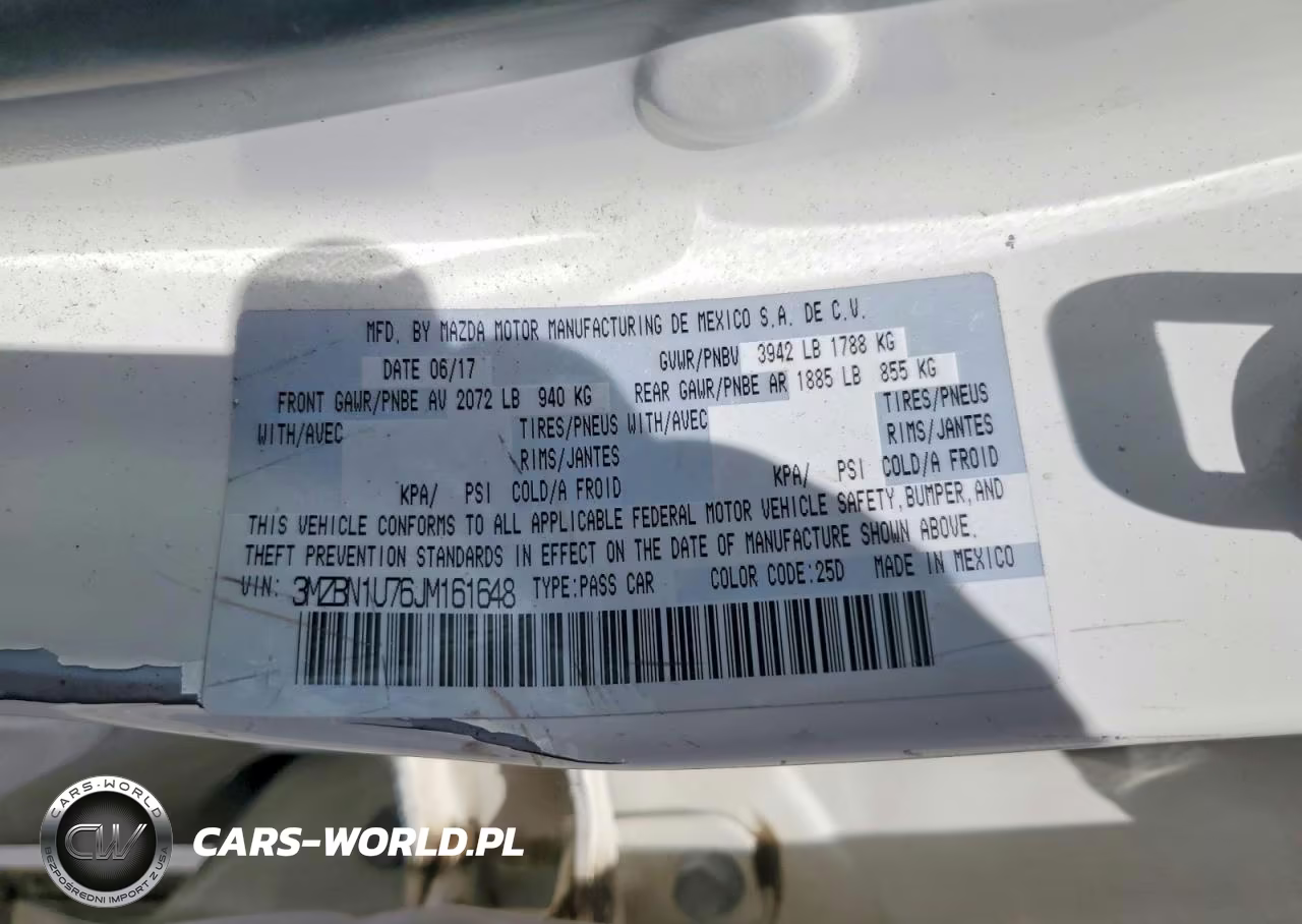 2018 Mazda 3 Sport VIN:3MZBN1U76JM161648 - 12