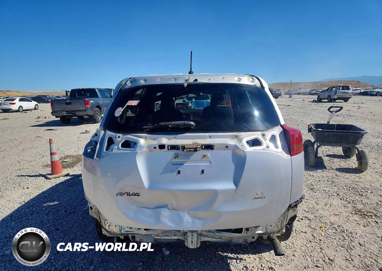 2013 Toyota Rav4 Le VIN:JTMBFREV0DD028122 - 6