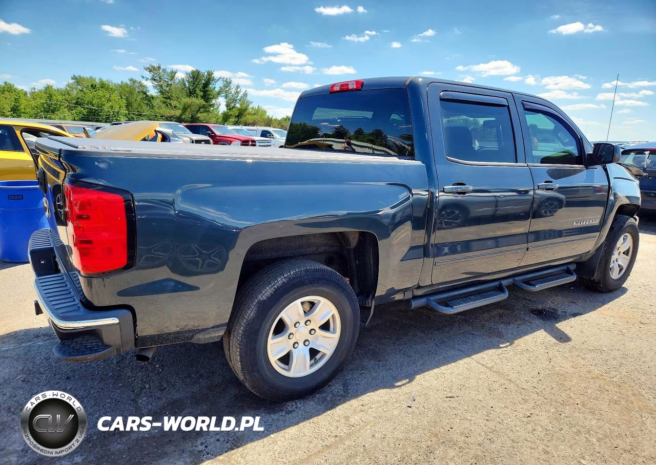 2018 Chevrolet Silverado K1500 Lt VIN:3GCUKREC6JG251993 - 3