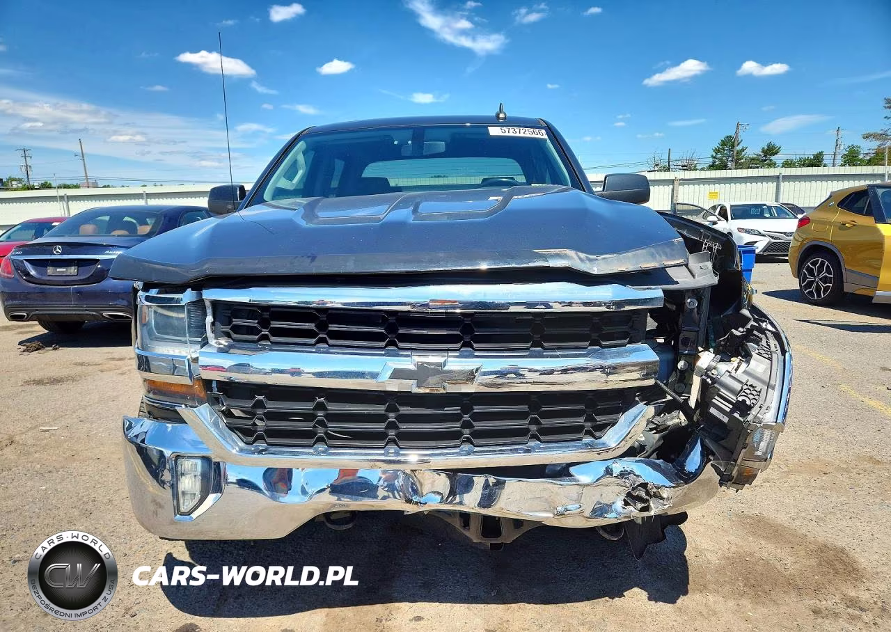 2018 Chevrolet Silverado K1500 Lt VIN:3GCUKREC6JG251993 - 5