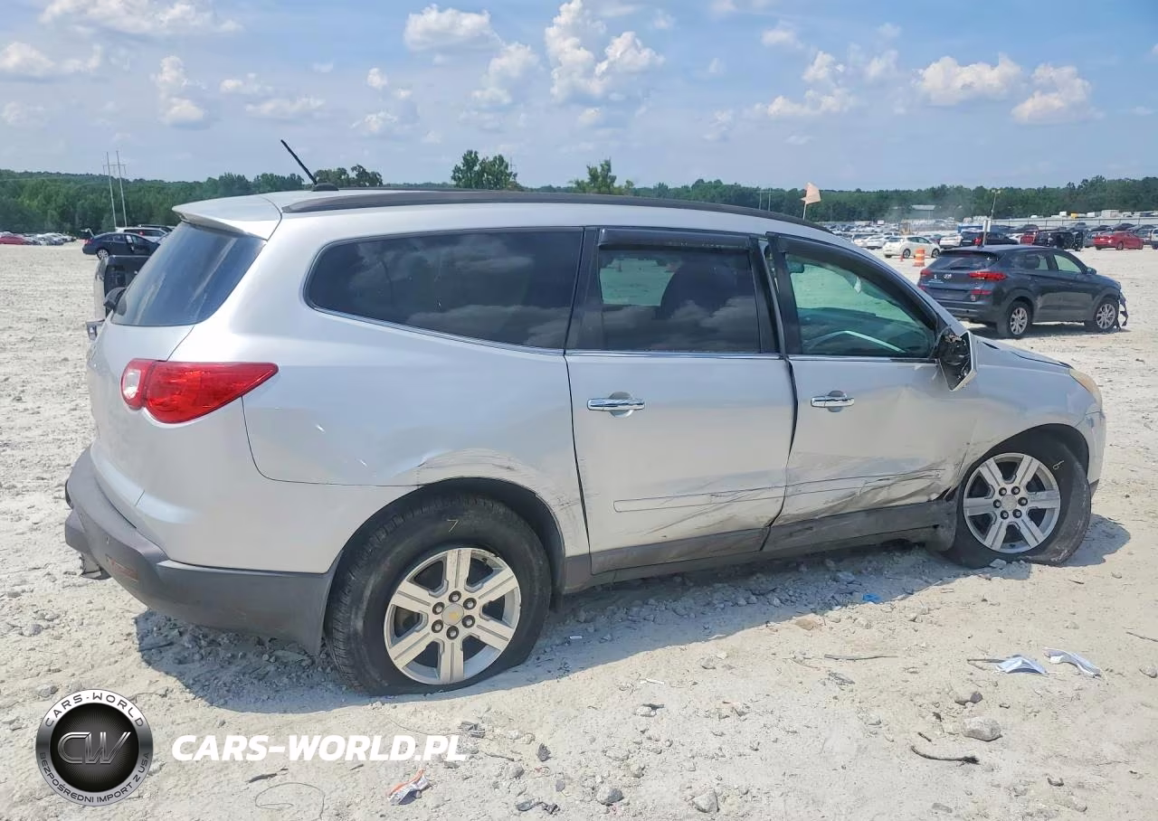 2010 Chevrolet Traverse Lt VIN:1GNLRFED0AS108164 - 3