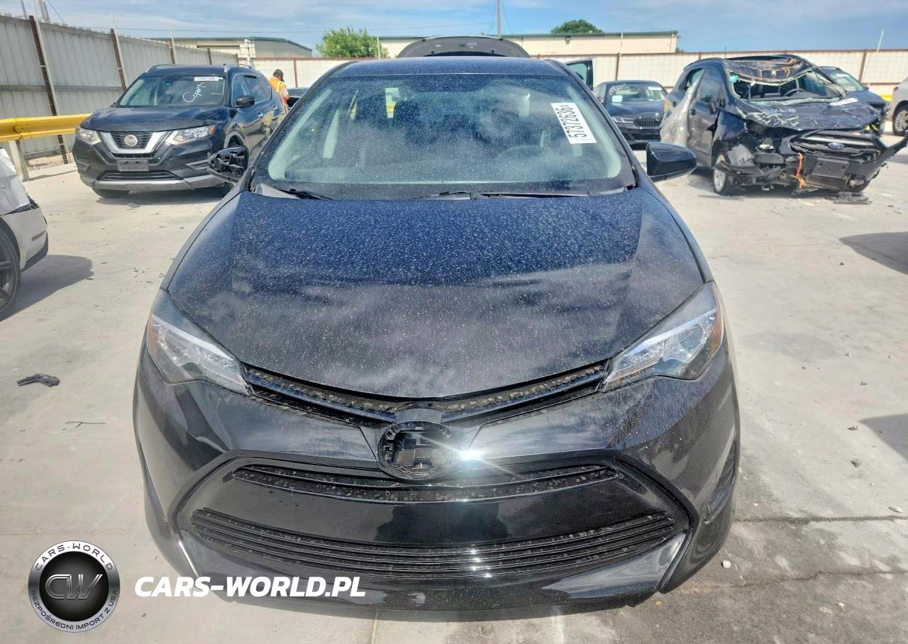 2018 Toyota Corolla Le VIN:5YFBURHE0JP829448 - 5