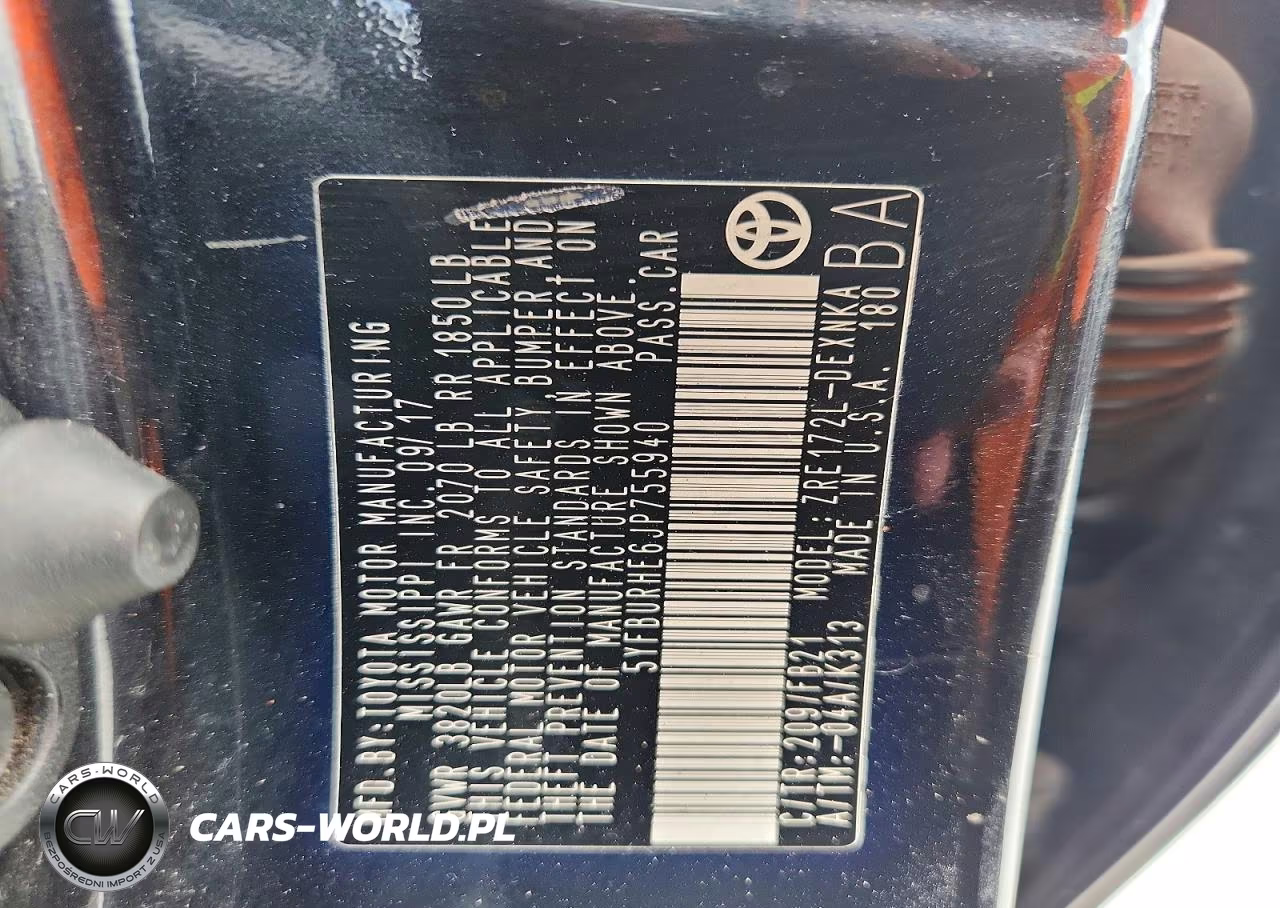 2018 Toyota Corolla Le VIN:5YFBURHE6JP755940 - 12