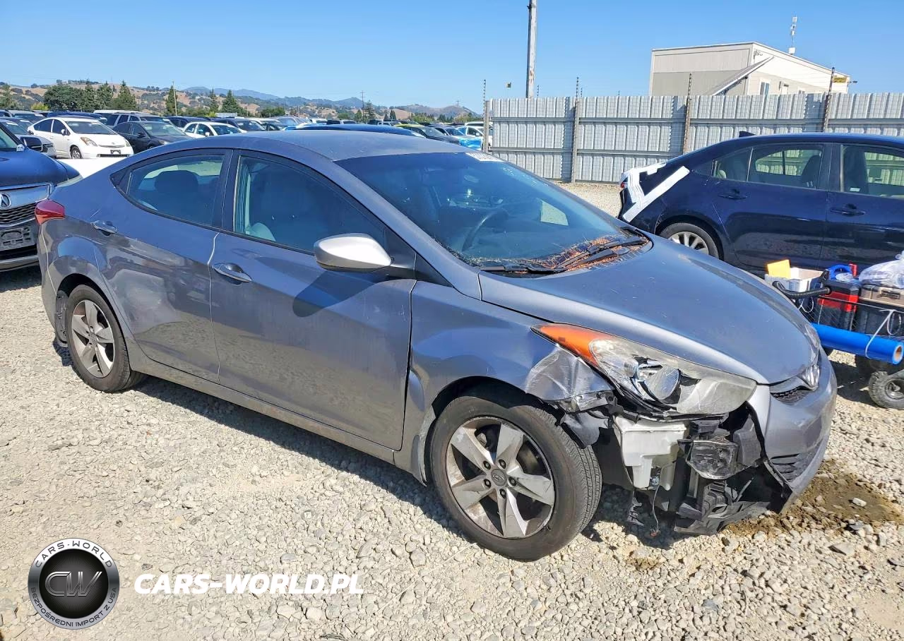 2012 Hyundai Elantra Gls VIN:KMHDH4AE1CU363427 - 4