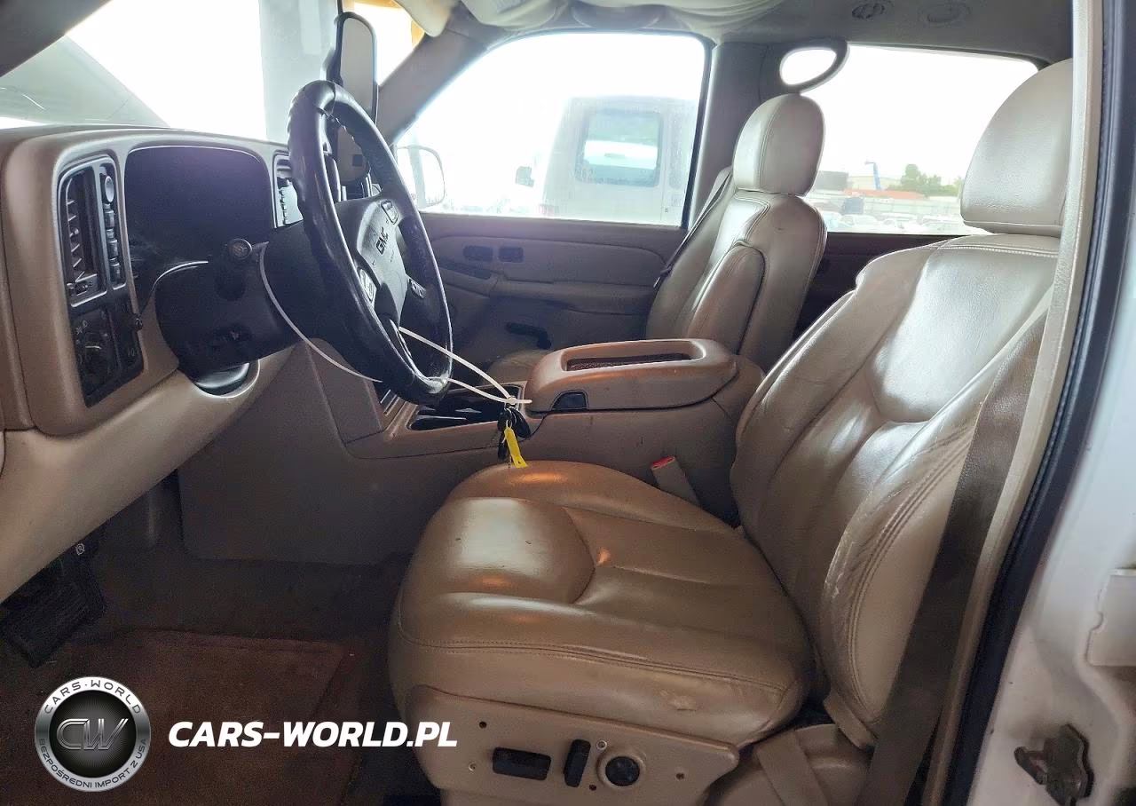2005 GMC Yukon VIN:3GKFK16Z85G211065 - 7
