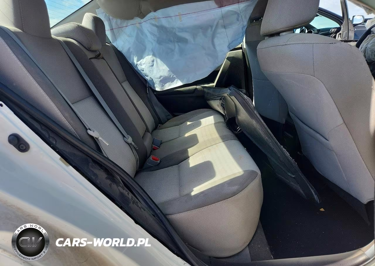2019 Toyota Corolla Le VIN:5YFBURHE0KP908975 - 10